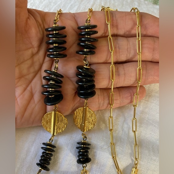 Ethnic Tribal Vintage Gold Tone and Black Beads Necklace‎ Barrel Clasp - Picture 8 of 9